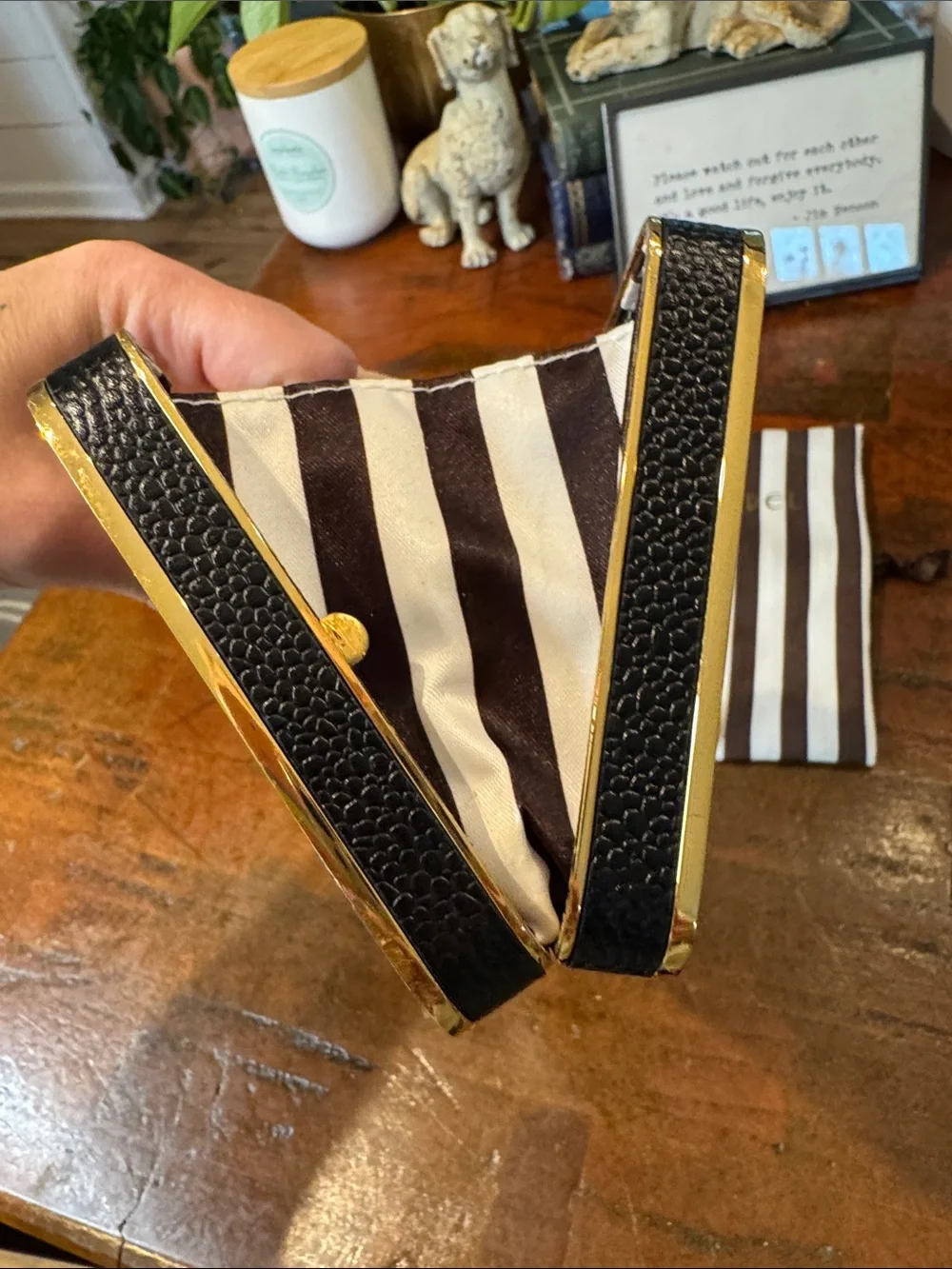 henri bendel sleek box